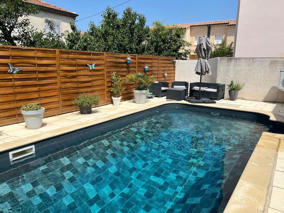 Superbe Studio Neuf Avec Piscine Montélimar Exterior photo